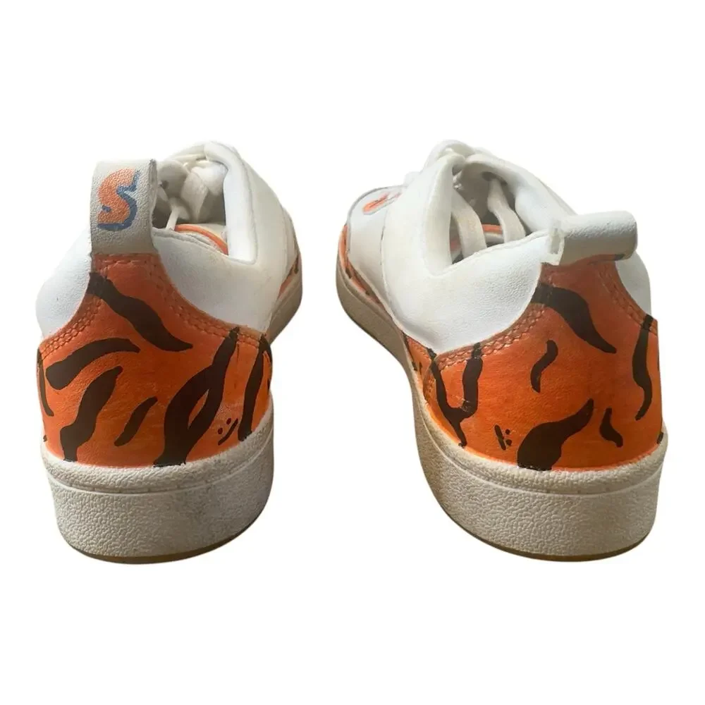 CUSTOM HANDPAINTED Universal Threads White & Orange Animal Print Sz‎ 6.5